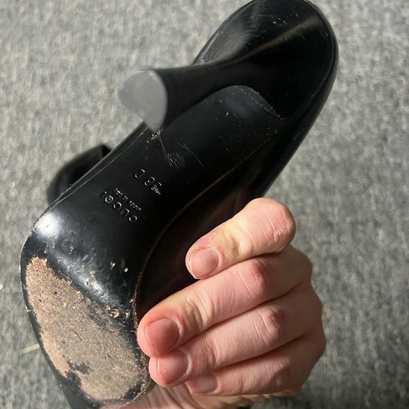 Gucci Black Stiletto Pump Pointed Toe Heels, size 36 - Picture 8 of 13